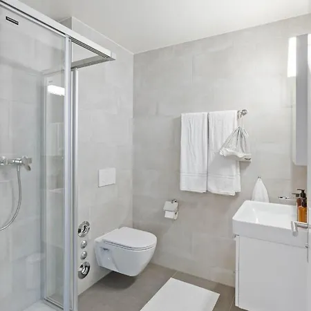 Olympia Homes Beautifully Furnished Flats Appartement *