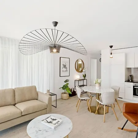 Olympia Homes Beautifully Furnished Flats
