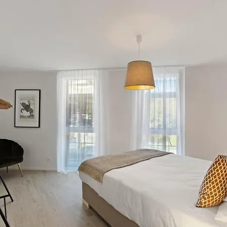 Olympia Homes Beautifully Furnished Flats Apartman *