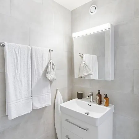Olympia Homes Beautifully Furnished Flats Appartement *